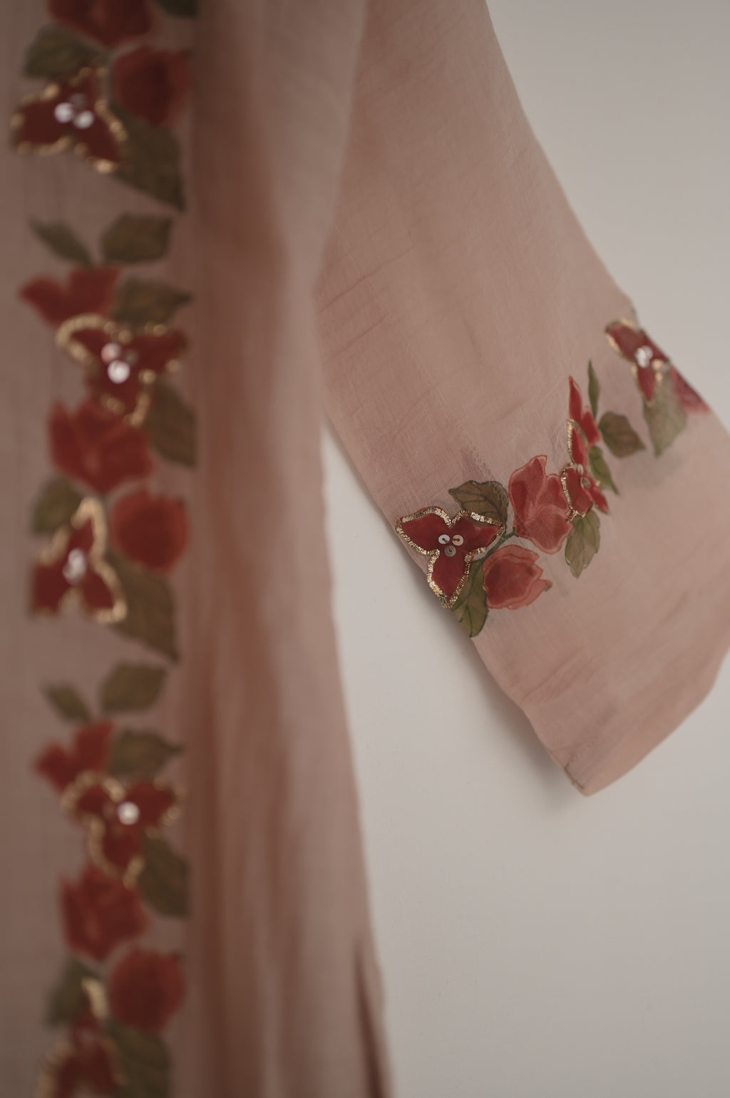 Rouvara  | Semi-Party Wear