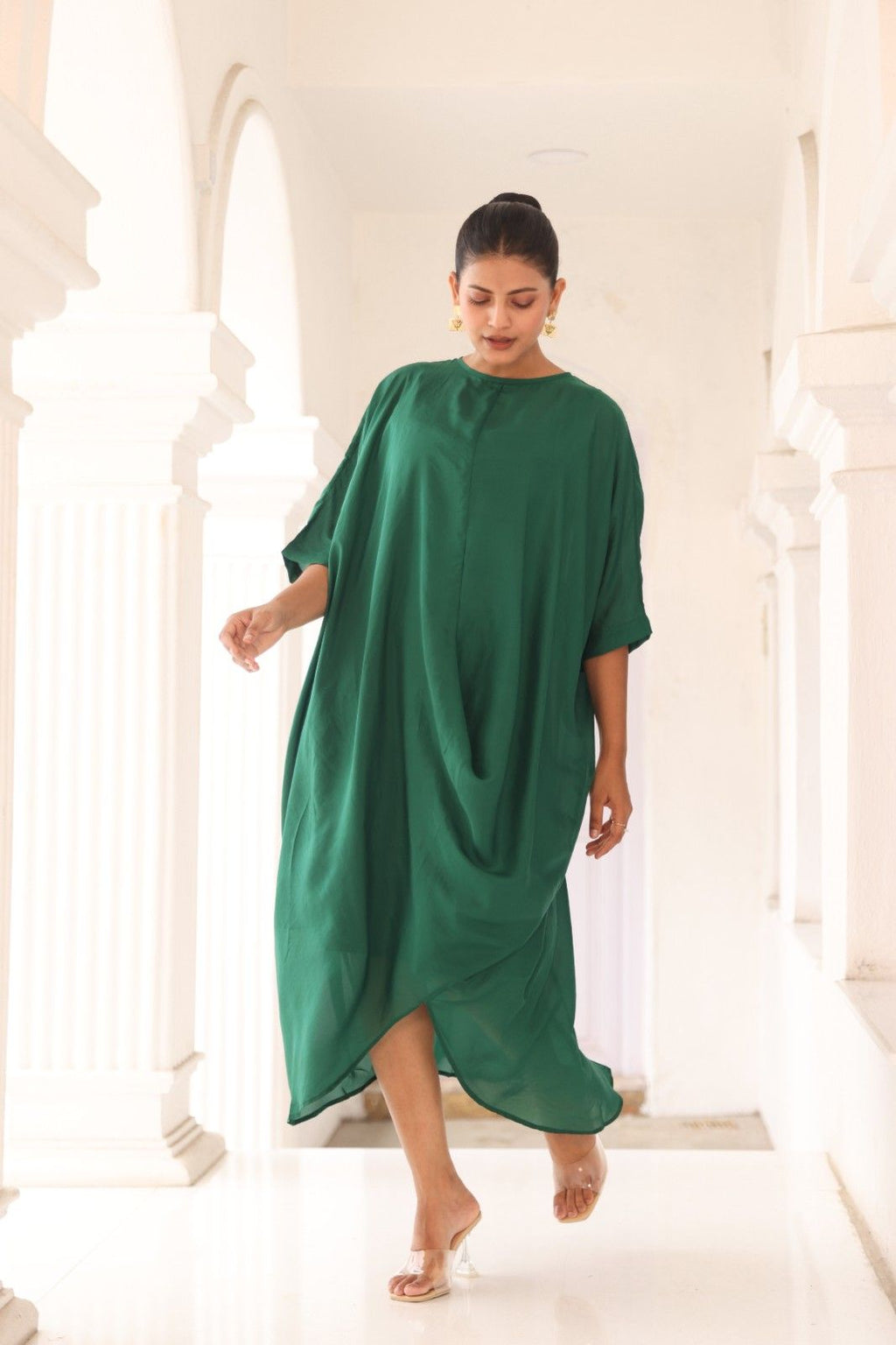 The Luxury Muse | Emerald green
